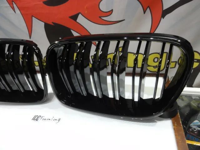 Grelha frontal em preto piano brilhante para BMW X3 F25 2010-2014, X4 F26 +2014 M4 look / dupla lâmina em Plastico ABS