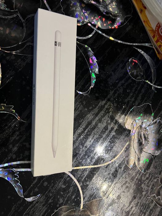 Продам S Pen1  Apple оригинал  в идеале