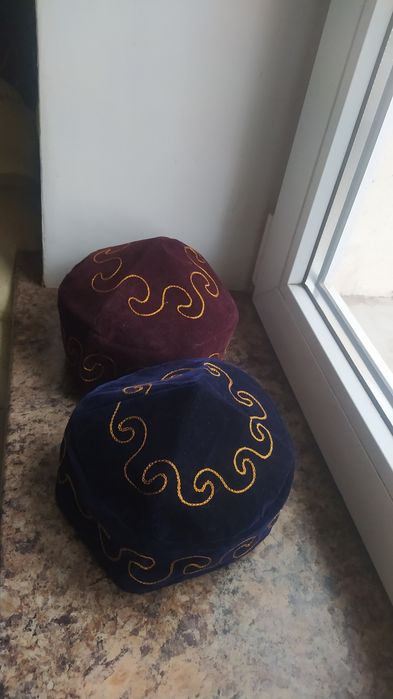 Мусульманськие мужские топи,такия тюбетейка