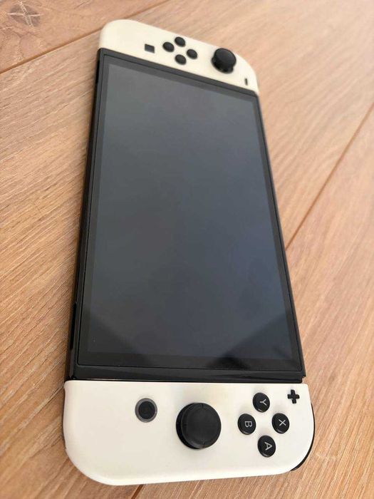 Nintendo Switch OLED + GRA + ETUI