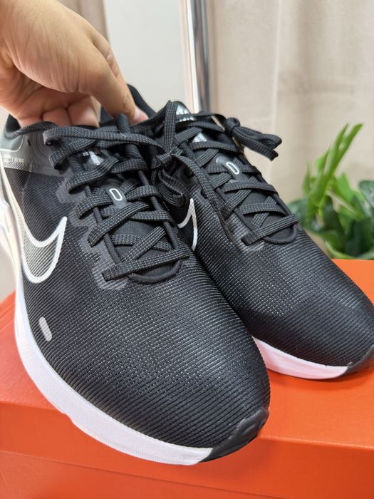 Кросівки Nike оригінал розмір 42,5