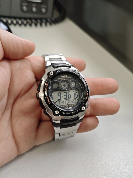 Наручний годинник CASIO AE-2000W