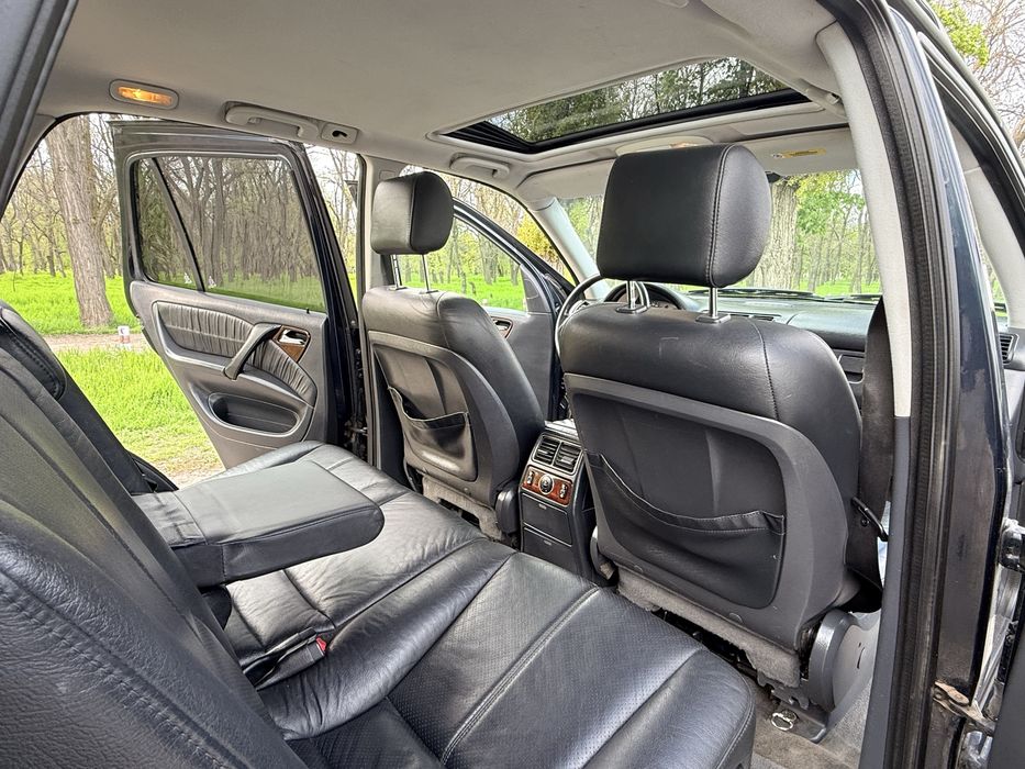 Продам Mercedes-Benz ML 400 2005 4.0 D