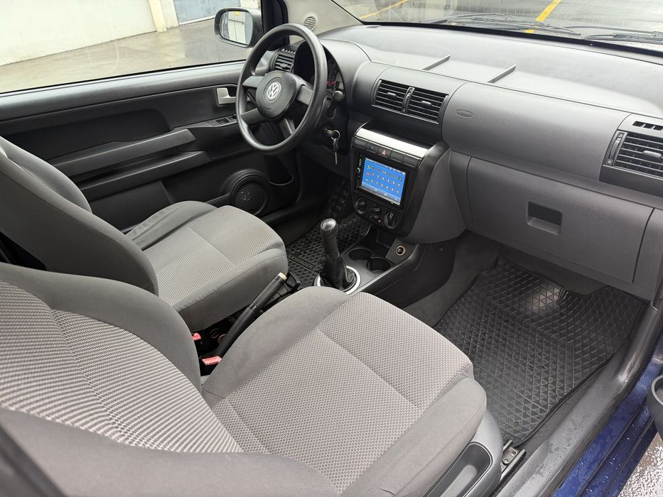 Volkswagen fox 1.2 gasolina  140 mil km