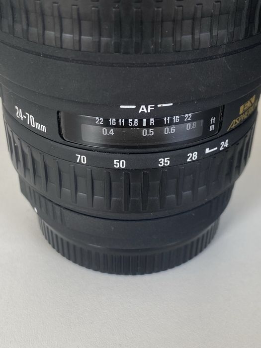 Lente Sigma 24-70