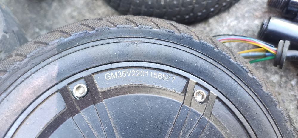 Руль xiaomi, мотор колеса 6.5 350W,гріпси і тд.