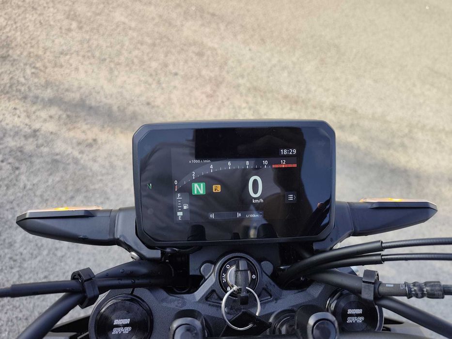Honda CB125R 2024 9.500 km Impecável
