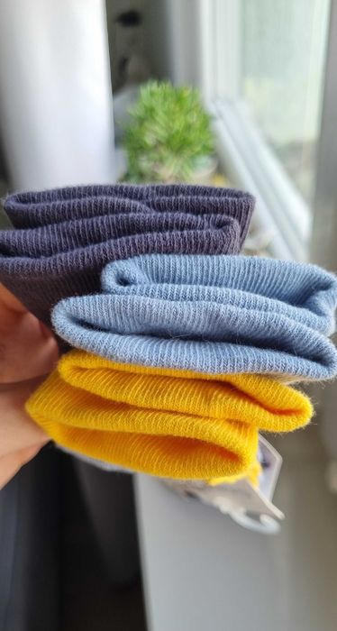 Nowe rajstopki 74/80 oraz skarpetki 18 do 20 5.10.15 jak H&M