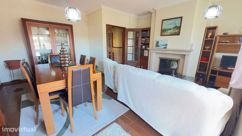 Apartamento T3 em Oiã