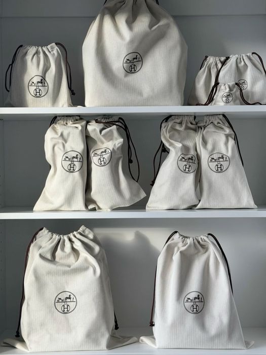 Брендові коробки , пильник Hermes , Chanel оригінал