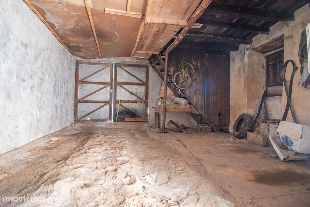 Casa Típica para reconstruir no Pincho – Figueira da Foz