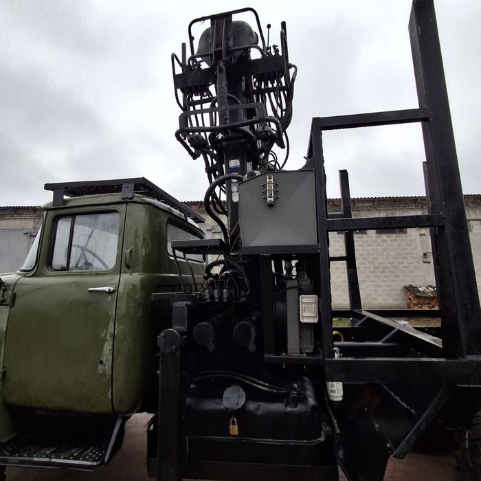 Зіл 131 сортиментовоз