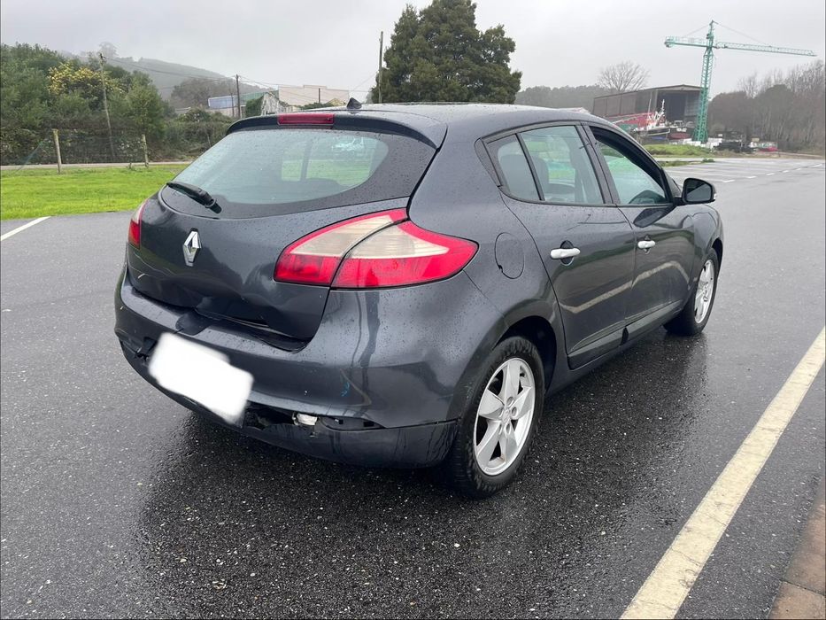 Megane III 1.5 dci DIESEL 2010