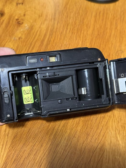 Premier PC-845 фотоапарат