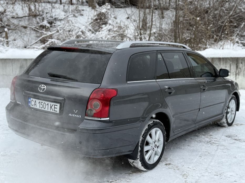 Toyota Avensis 2007 - 2.4 бензин, автомат. Супер стан, без вкладень!