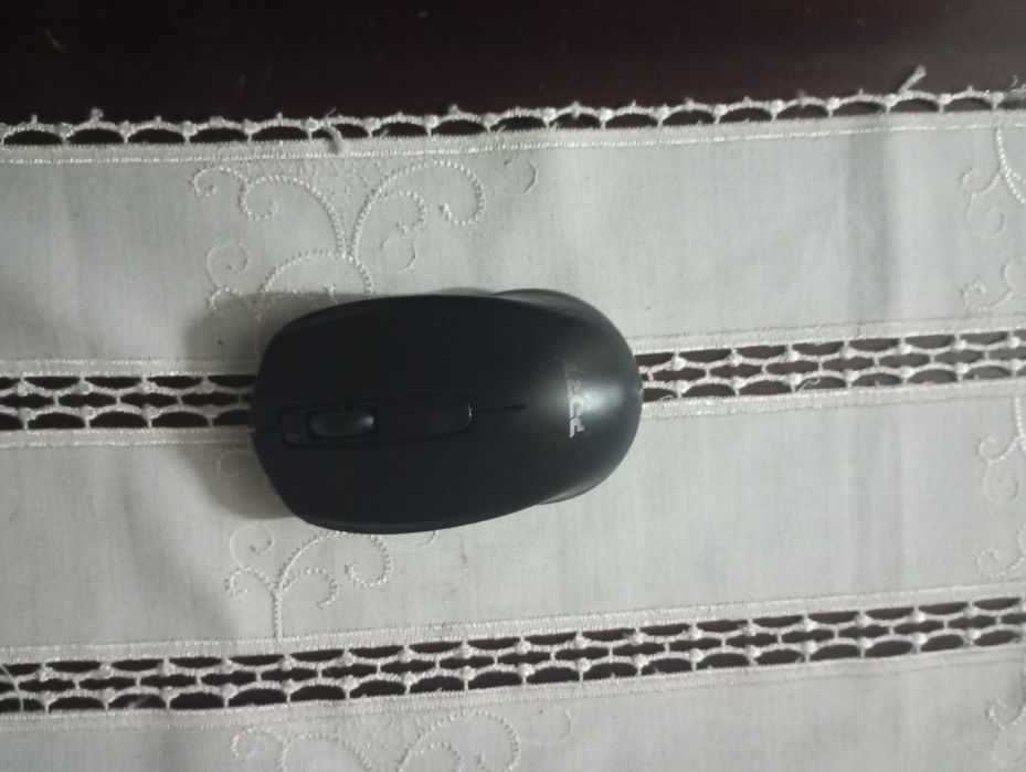 Wireless Mouse with USB Port Connection433726412366827521