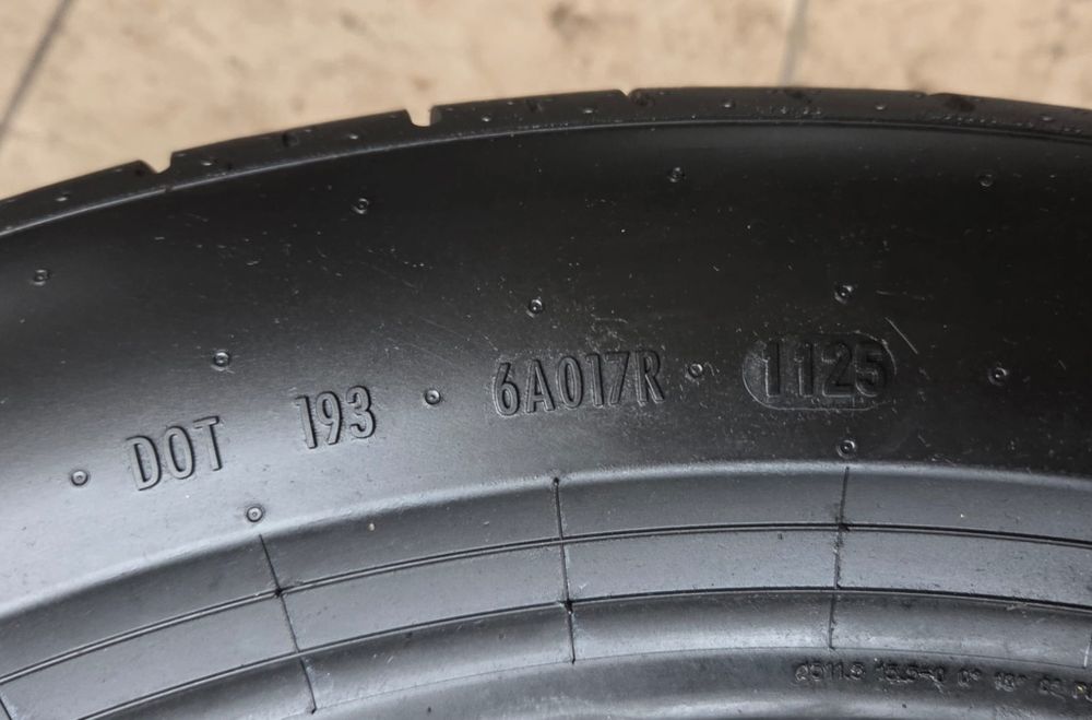 Opony letnie Pirelli P Zero E ELECT 255/45R20 105Y Jak nowe