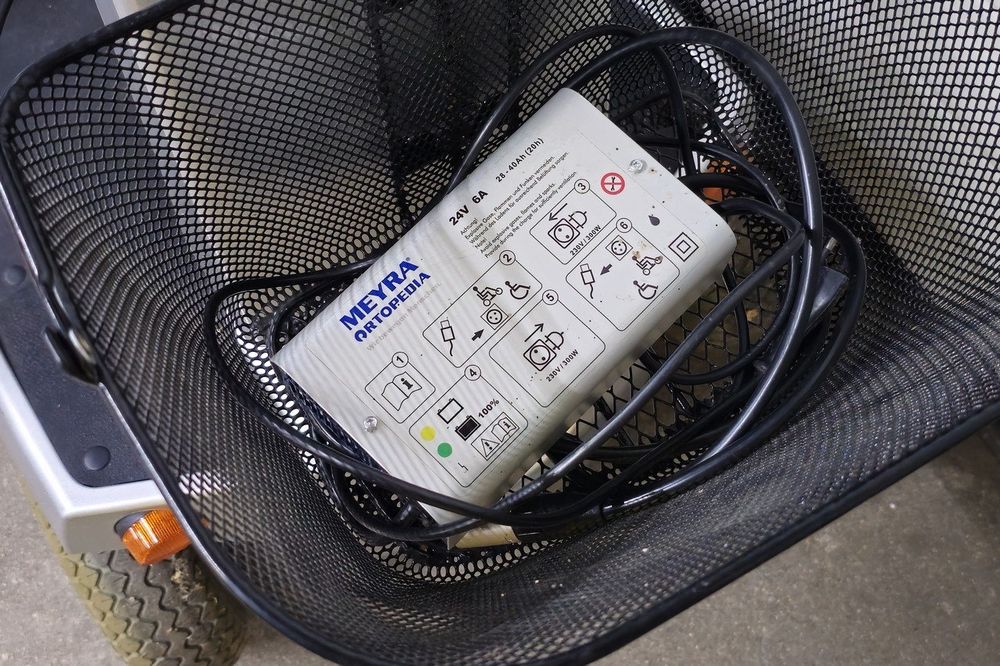 Skuter  elektryczny inwalidzki