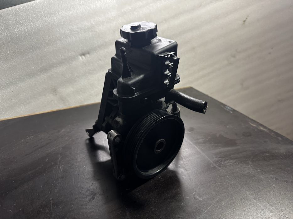 Pompa wspomagsnia mercedes sprinter 906