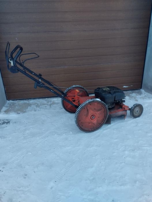 Karczownica kosiarka spalinowa