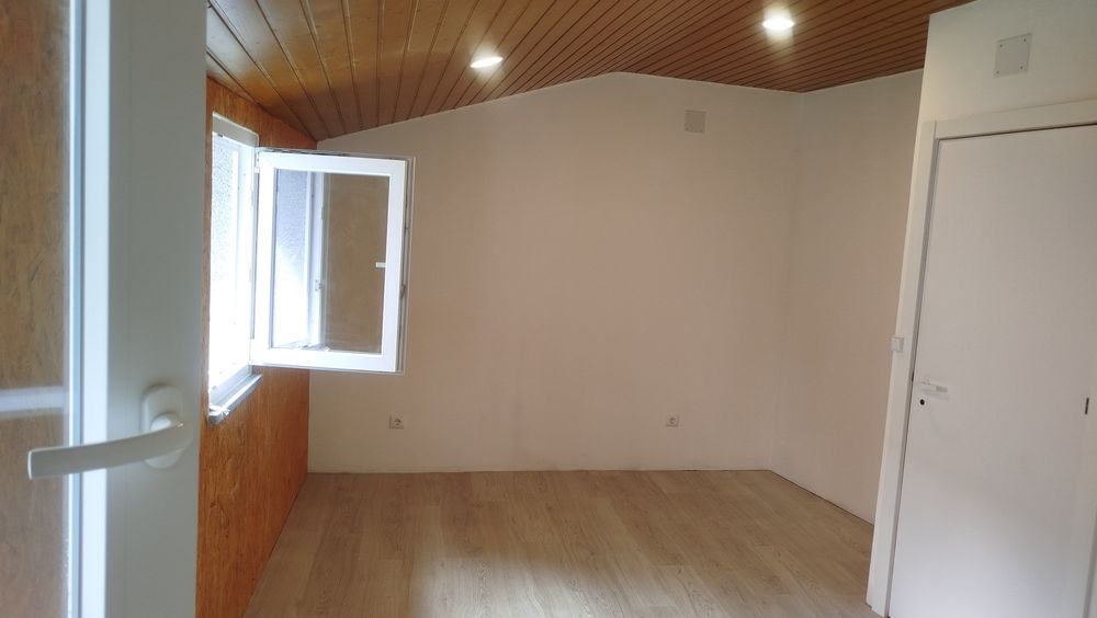 Moradia T2 renovada. Ótimo investimento