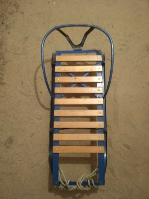 Продам советскиe санки