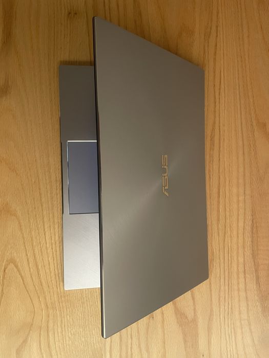 Asus Zenbook 13 UM431