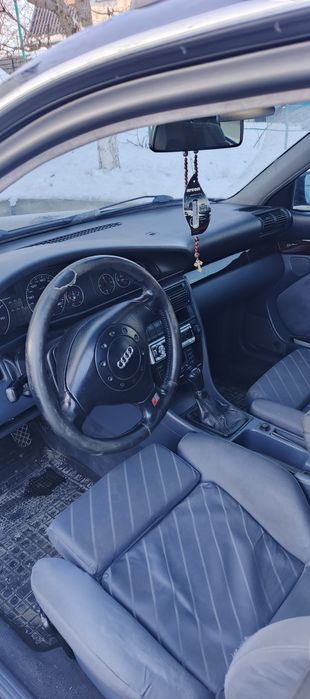 Ауді А6С4 2.6 г/б