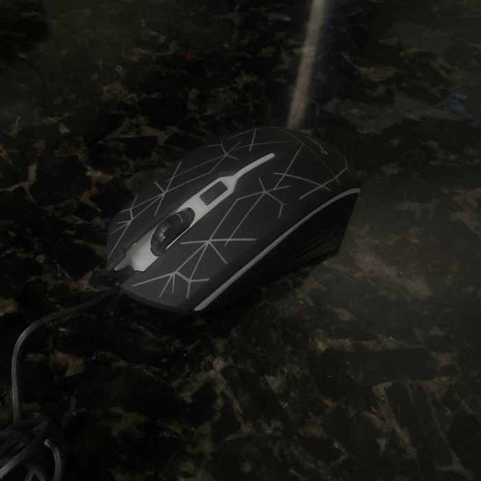 Дротова ігрова миша