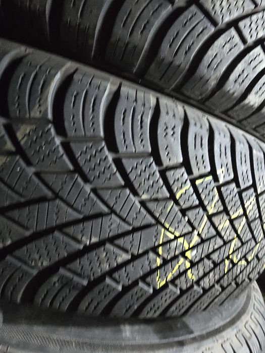 215/70R16 Yokohama Geolandar A/T-S
