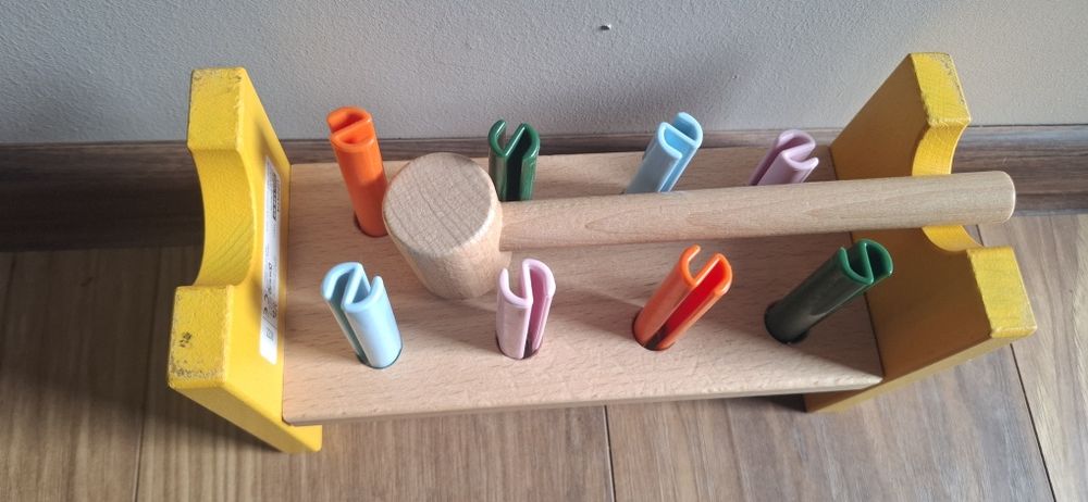 Chicco farma grająca, Fat Brain Toys sorter, Ikea wbijak