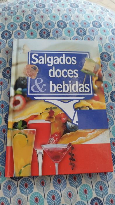 Livro Salgados, doces e bebidas