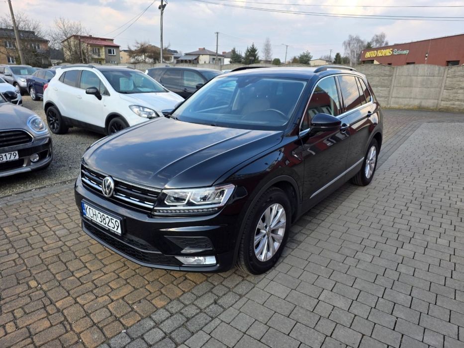Volkswagen Tiguan kupiony w Polsce - bogata wersja - bardzo zadbany - roczna Gwarancja !