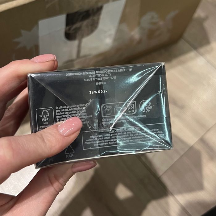 Чоловіча туалетна вода Valentino Uomo Born In Roma 100 мл. З ДЕФЕКТОМ