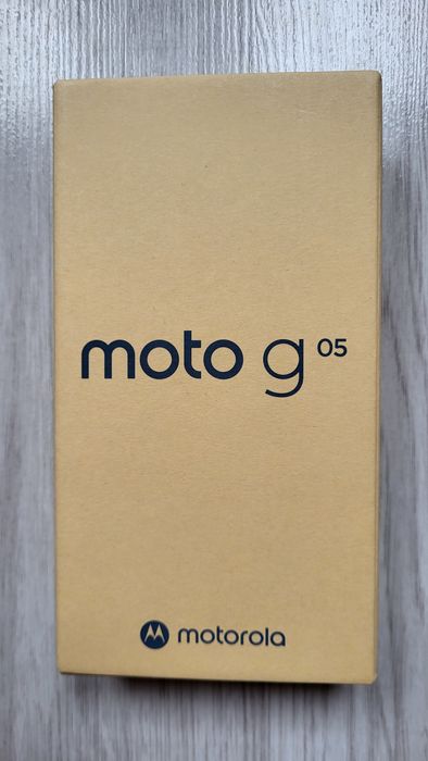 Motorola g 05 nowy na prezent telefon zielony z 2025 r