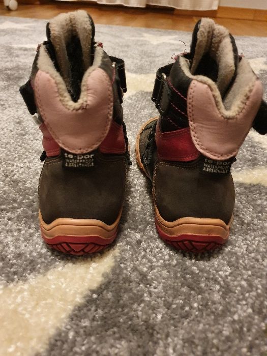 Kozaki r. 26 skórzane dziewczęce