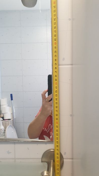 Lustro łazienkowe z półka z oświetleniem