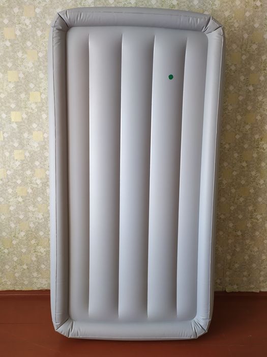 Односпальне ліжко Intex б/в