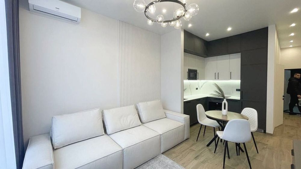 2к ЖК Comfort City,  Подолинского 31, небольшая собачка обсуждается