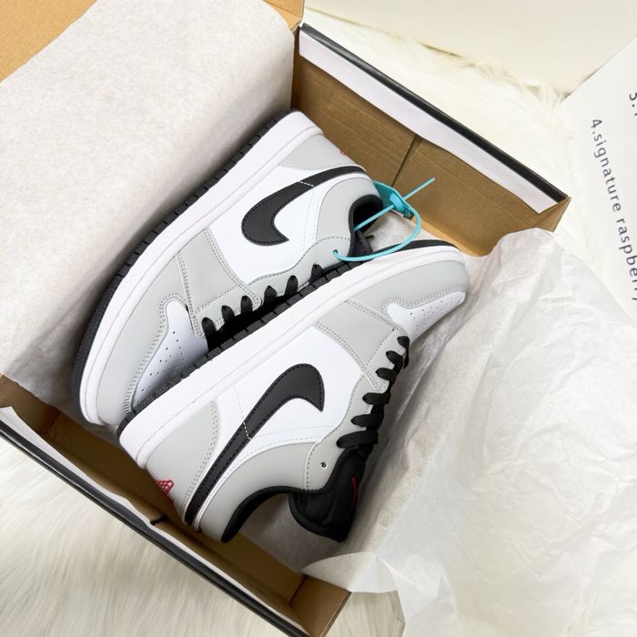 Air Jordan 1 Low Szaro-czarne
