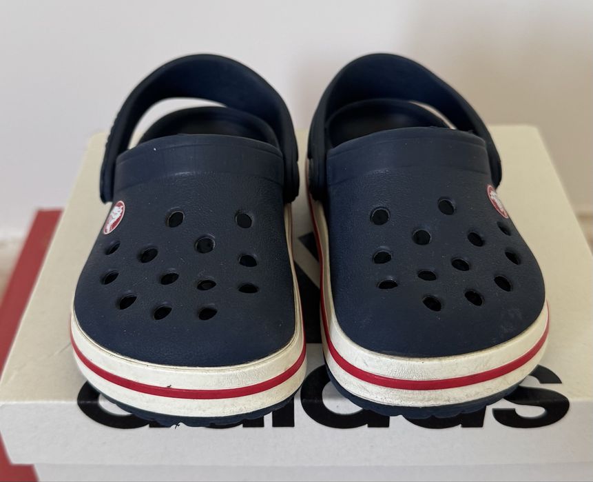 Дитяче взуття crocs