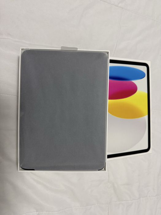 IPAD 10TH  10.9” silver