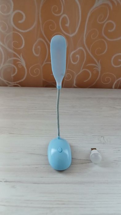 Лампи світлодіодні  та хутряні брілки недорого