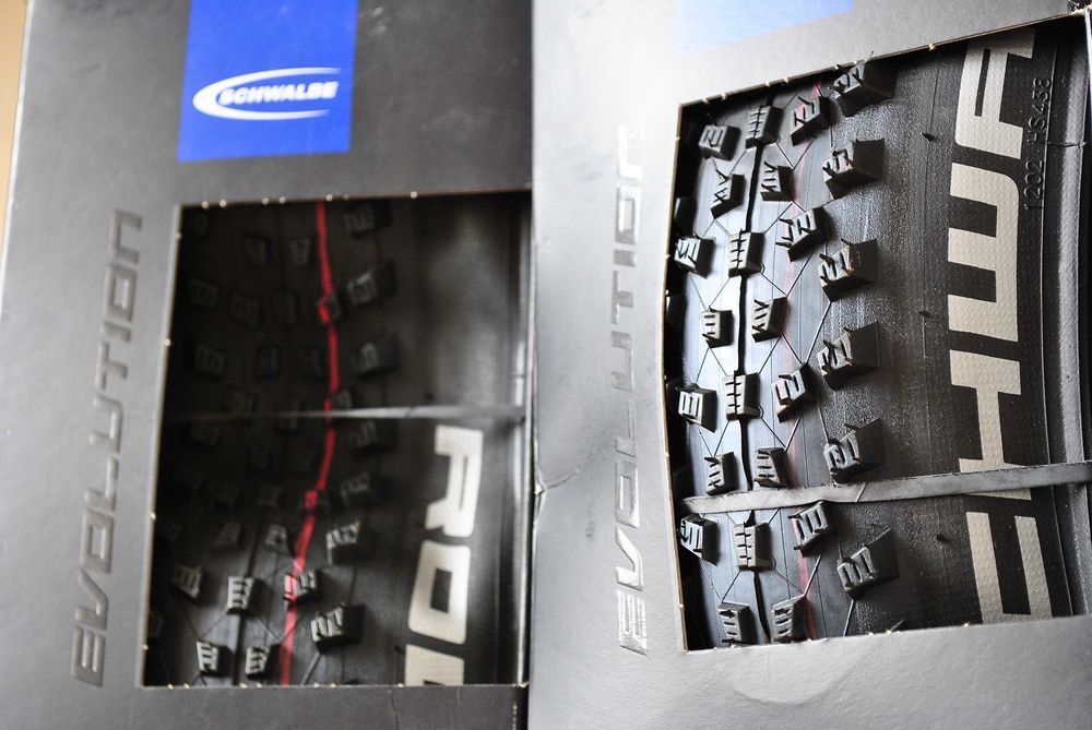 Топовые покрышки SCHWALBE ROCKET RON 26x2,25 evo super ground СКИДКА