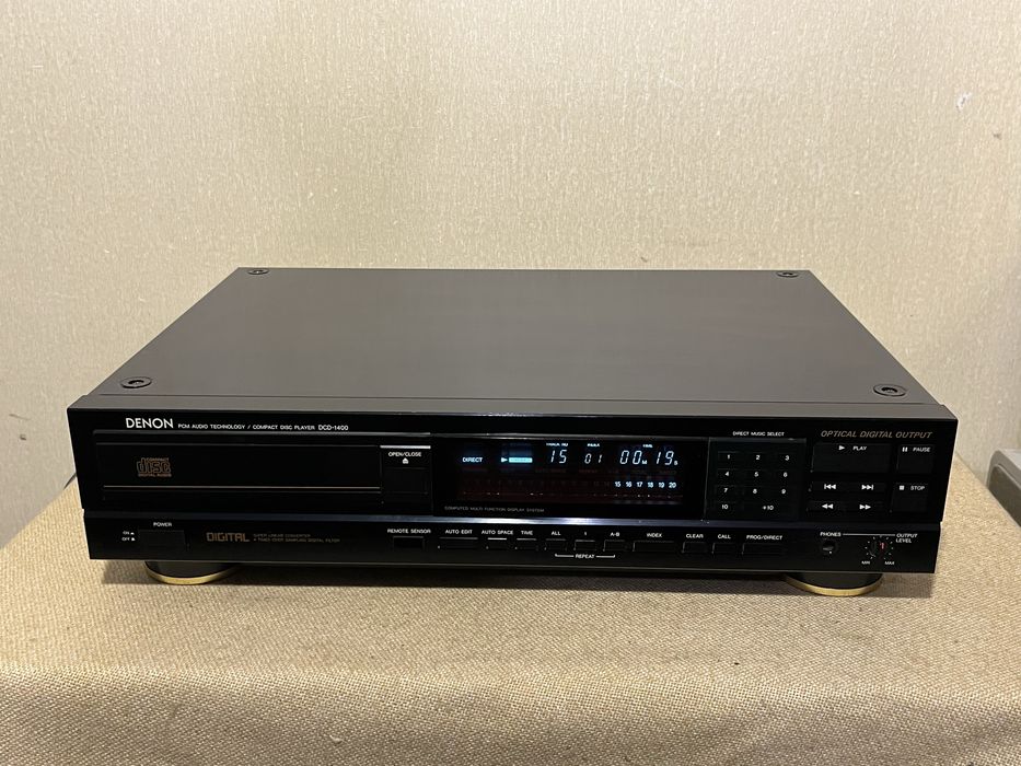 Аудиофильский CD-проигрыватель премиум класса DENON DCD-1400