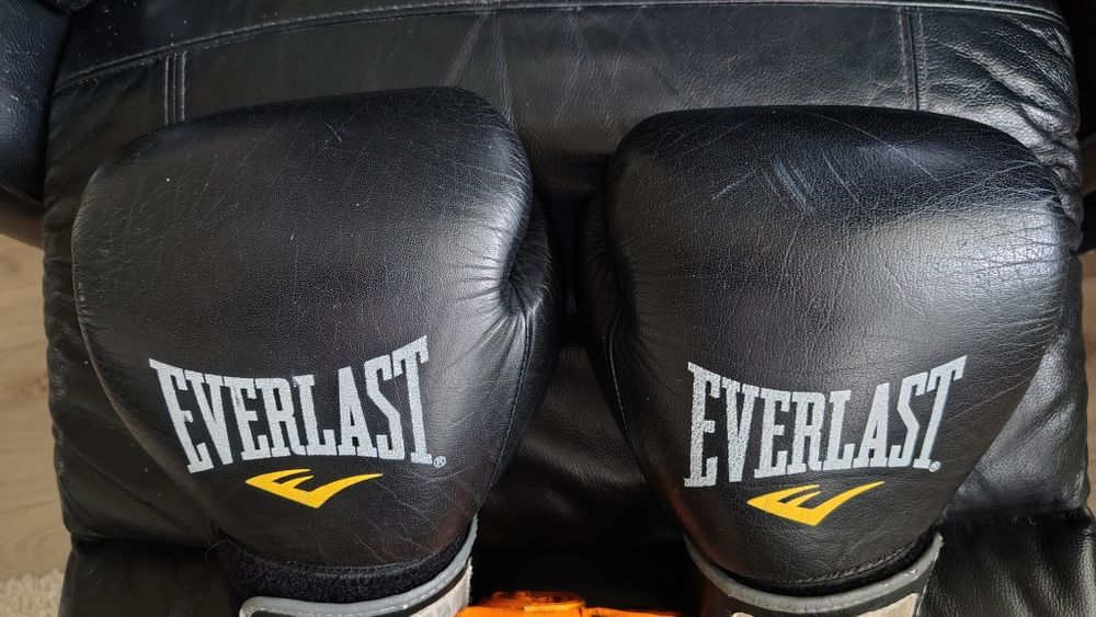 Боксерские перчатки Everlast 14 унций (Оригинал)