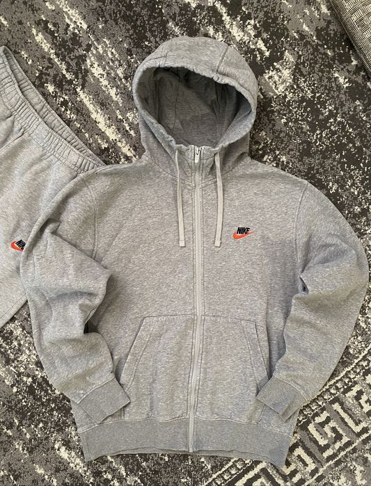 Костюм Nike NSW нові колекції М розмір сірого кольору