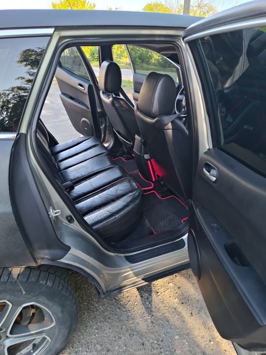 Продам Mazda cx7