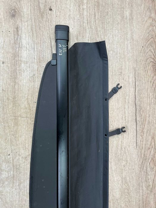 Roleta bagażnika Toyota Rav4