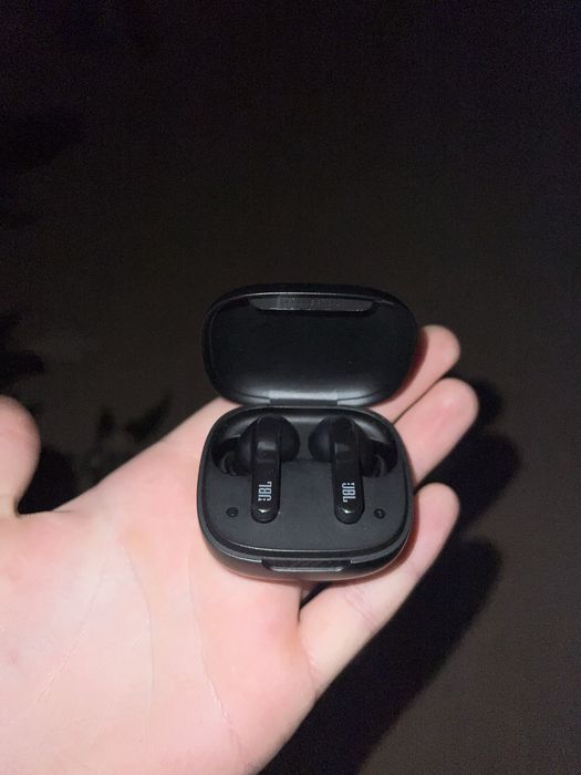 навушникиJBL LIVE PRO2